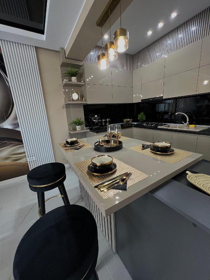 Cso Luxury Mamaia